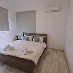 Apartment Novel