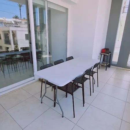 Apartment Novel