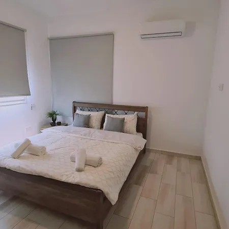 Apartment Novel