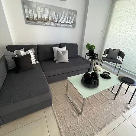 Apartment Novel