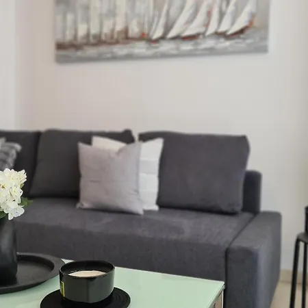 Novel 公寓 拉纳卡